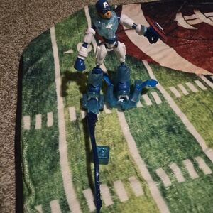 Captain America Fend & Flex